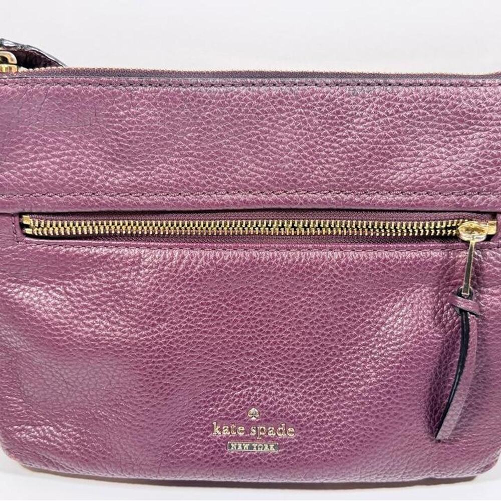 Kate Spade Cobble Hill Gabriele Crossbody Plum Purple Pebbled Leather Zip Bag